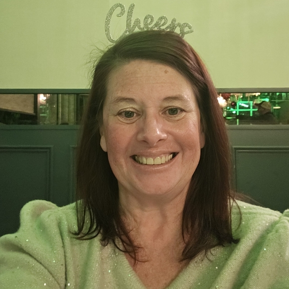 Meet your Posher, Noreen - Picture 2 of 7